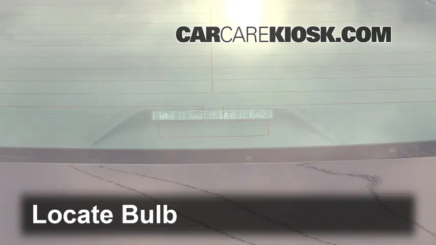 2015 Toyota Avalon XLE 3.5L V6 Lights Center Brake Light (replace bulb)